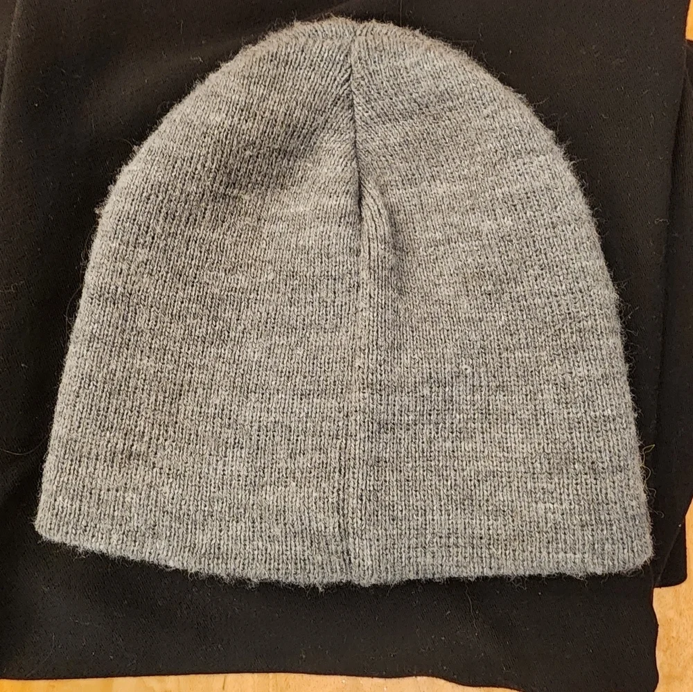 DC Comics Gray Beanie with Superhero Logos Batman Superman Flash Green Lantern